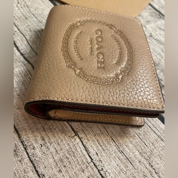 NWT! Coach authentic leather keychain zip wallet with C logo charm + Gift box! - Picture 1 of 13